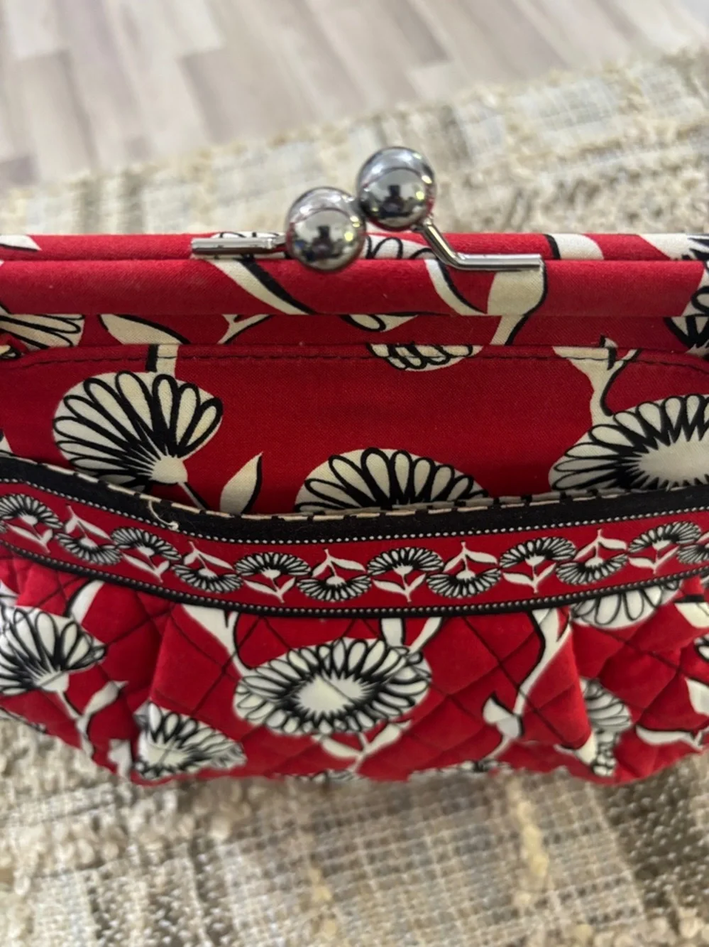 VERA BRADLEY RED DECO DAISY ALICE BOWLER Shoulder Bag‎